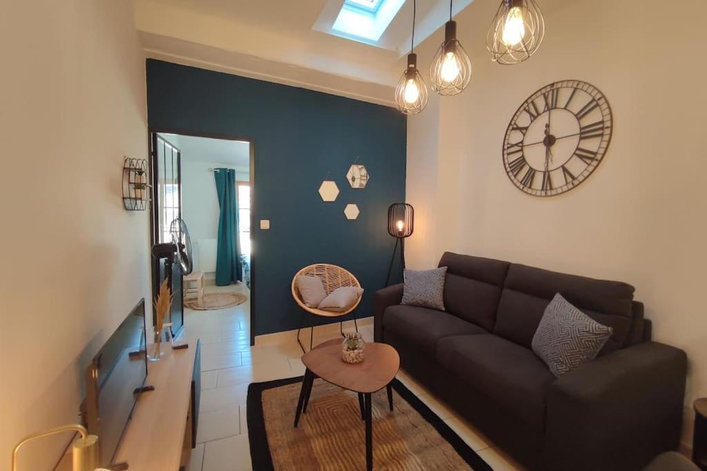 Appartement NOUVEAU - APPART HUMELS - INTRA MURoS - WIFI à Avignon Extérieur photo